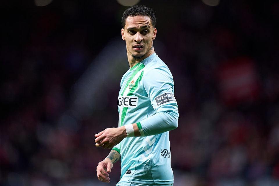 真人娱乐-为0-5雪耻！25岁曼联弃将轰世界波，率队复仇马竞，赛季已造18球